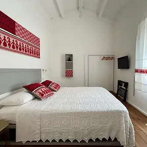 Palazzo Ma.ri.lu. , Càbras Italia